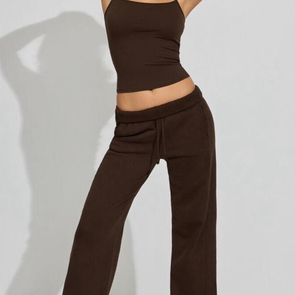 Brown straight leg sweatpants